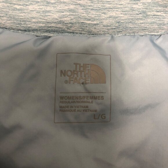 The Northface Women's Size Large Puffer Vest Full Zip Light Blue Outerwe… - Picture 7 of 7